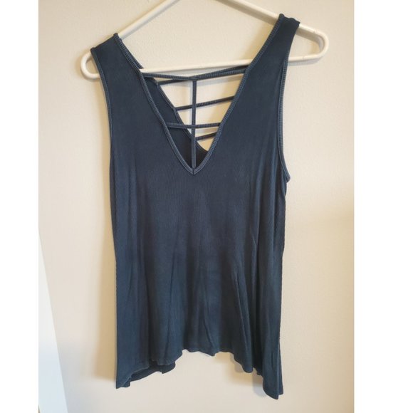 Casual Tank - Picture 2 of 2